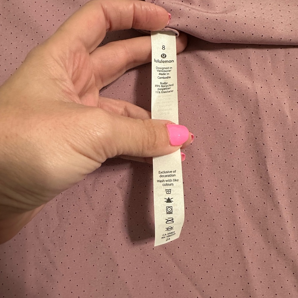 Lululemon NWOT tank 8